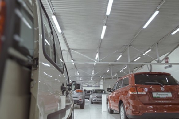 Освещение автосалона