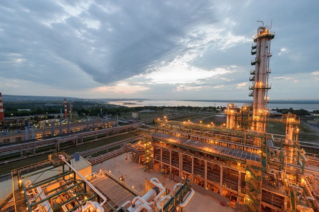 Энергоэффективные взрывозащищенные светильники для нефтегазовой отрасли
