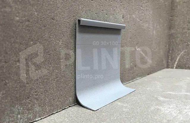 Плинтус коннелюрный PLINTO GD 30×100