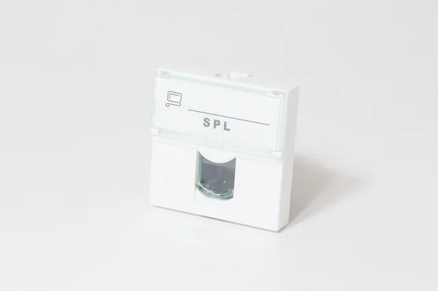 Розетка информационная UTP 1хRJ45 45х45